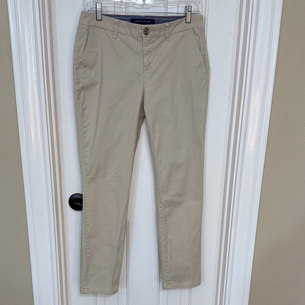 Tommy Hilfiger Women’s Khaki Chinos